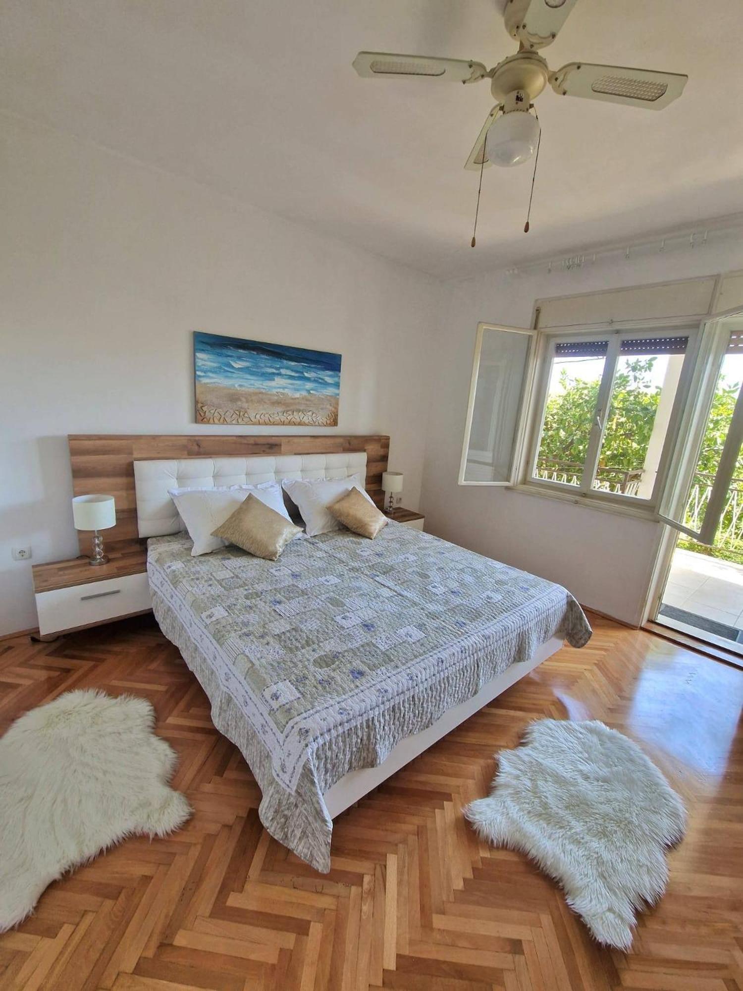 Apartments By The Sea Seget Donji, Trogir - 2029 Екстериор снимка